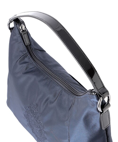 amaca（アマカ）の「DAVIS ショルダーバッグ（ショルダーバッグ・レディース・ダークネイビー/ピンク系その他2/ベージュ・FREE）」の6枚目の写真