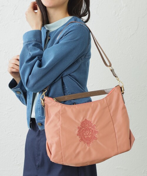amaca（アマカ）の「DAVIS ショルダーバッグ（ショルダーバッグ・レディース・ダークネイビー/ピンク系その他2/ベージュ・FREE）」の3枚目の写真