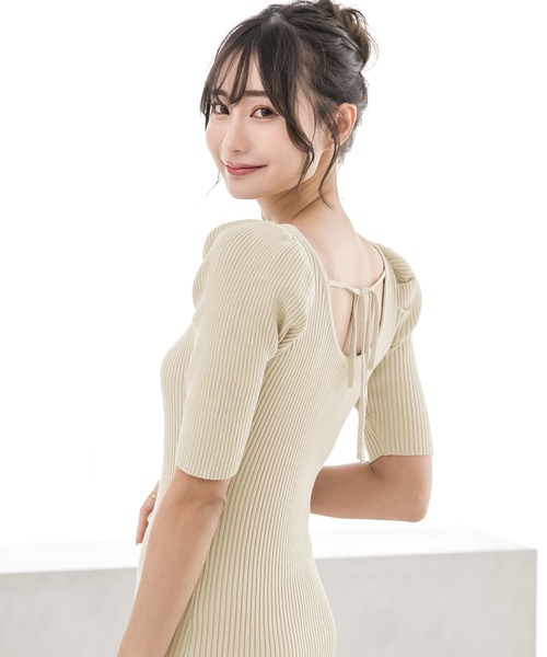 Julia Boutique(ジュリアブティック)の「ロング丈パワショルマーメイドニットワンピース/23025(ワンピース・レディース・ブラック/ピンク/アイボリー・LONG)」の4枚目の写真