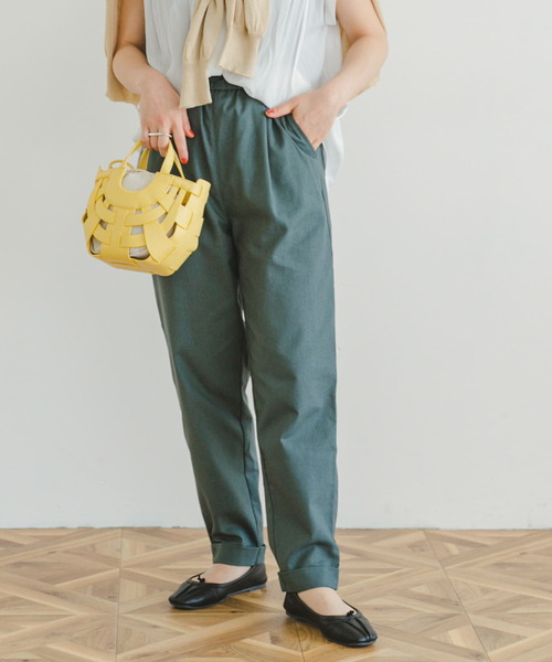 ITEMS URBANRESEARCH（アイテムズ アーバンリサーチ）の「リネン混イージーパンツ（その他パンツ・レディース・モカ/グリーン/グレー系その他/ブラック・SMALL/MEDIUM）」の20枚目の写真