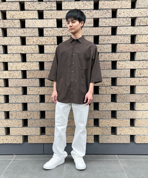 COMME CA ISM(コムサイズム)の「7分袖 リネン混 シャツ(シャツ/ブラウス・メンズ・カーキ/ダークブラウン/ホワイト/ネイビー・LARGE/MEDIUM)」の8枚目の写真
