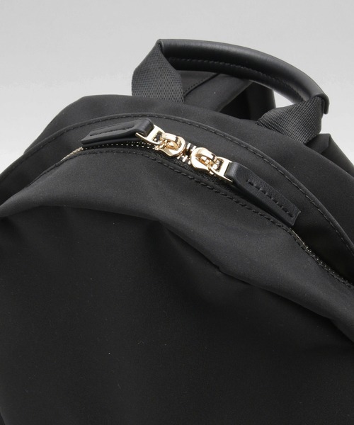 ROPE'（ロペ）の「【撥水】【A4対応】リサイクルコットンポリエステルウェザー リュック（バックパック/リュック・レディース・ブラック・FREE）」の2枚目の写真