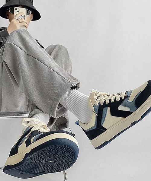 SVEC(シュベック)の「ローカット 厚底 ローテクスニーカー(スニーカー・メンズ・ブルー/ブラック・44/42/40)」の5枚目の写真
