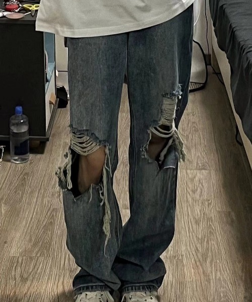 MGV（エムジーヴィー）の「ストリートダメージルーズデニム（デニムパンツ・レディース・ブルー・MEDIUM/LARGE/X-LARGE）」の2枚目の写真