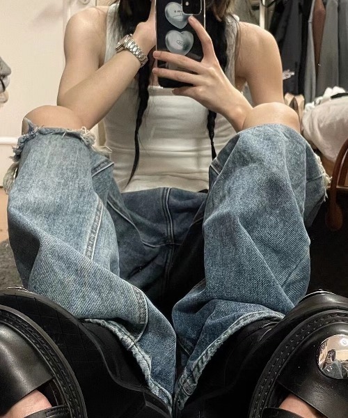 MGV（エムジーヴィー）の「ストリートダメージルーズデニム（デニムパンツ・レディース・ブルー・MEDIUM/LARGE/X-LARGE）」の9枚目の写真