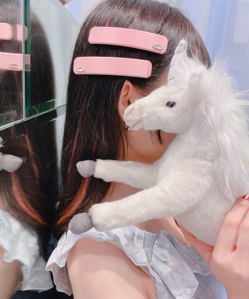 lilLilly（リルリリー）の「サテンスクエアヘアバレッタ(2set)（バレッタ/ヘアクリップ・レディース・ホワイト/ブラック/パープル/ピンク・FREE）」の6枚目の写真