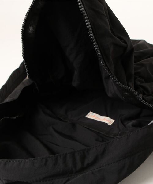 anap mimpi（アナップミンピ）の「ポケットシャーリングデザインリュック（バックパック/リュック・レディース・ブラック/ベージュ・FREE）」の4枚目の写真