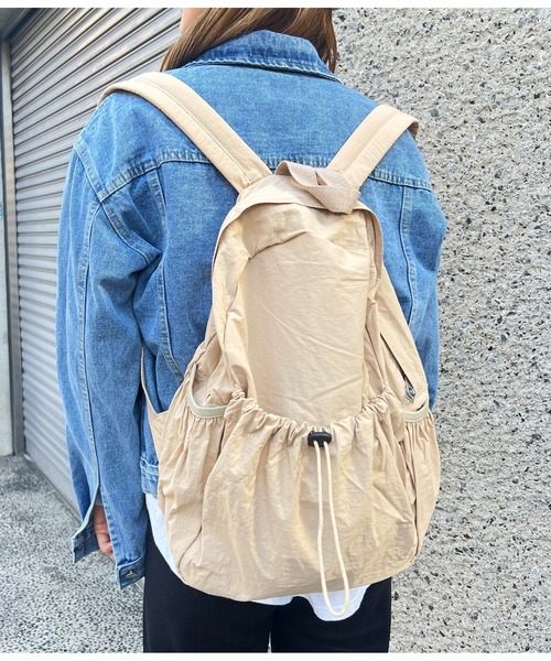 anap mimpi（アナップミンピ）の「ポケットシャーリングデザインリュック（バックパック/リュック・レディース・ブラック/ベージュ・FREE）」の5枚目の写真