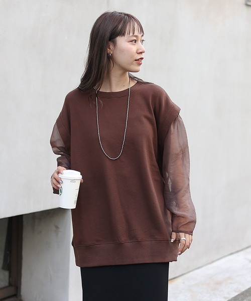 COLONY 2139（コロニートゥーワンスリーナイン）の「袖シアードッキング裏毛プルオーバー（Tシャツ/カットソー・レディース・グレー/ブラウン/オフホワイト/ブラック・FREE）」の8枚目の写真