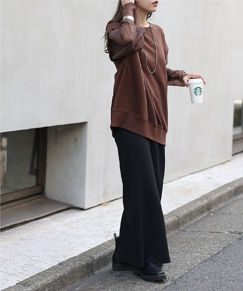 COLONY 2139（コロニートゥーワンスリーナイン）の「袖シアードッキング裏毛プルオーバー（Tシャツ/カットソー・レディース・グレー/ブラウン/オフホワイト/ブラック・FREE）」の9枚目の写真