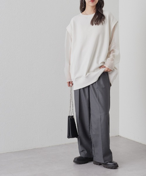 COLONY 2139（コロニートゥーワンスリーナイン）の「袖シアードッキング裏毛プルオーバー（Tシャツ/カットソー・レディース・グレー/ブラウン/オフホワイト/ブラック・FREE）」の18枚目の写真