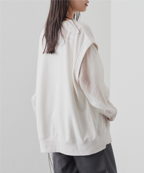 COLONY 2139（コロニートゥーワンスリーナイン）の「袖シアードッキング裏毛プルオーバー（Tシャツ/カットソー・レディース・グレー/ブラウン/オフホワイト/ブラック・FREE）」の14枚目の写真