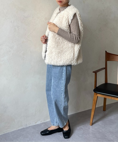 Thevon（ゼボン）の「袖スリット裏リブハイネックニット（ニット/セーター・レディース・ピンク/ブラック/グリーン/アイボリー/ベージュ・FREE）」の21枚目の写真