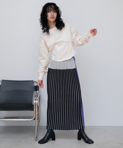 VACANCY（ヴァカンシー）の「プレーティング配色リブニットスカート（スカート・レディース・ブラック/ブラウン・FREE）」の16枚目の写真