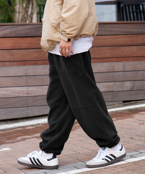 BARK MANHATTAN（バークマンハッタン）の「オーバーサイズイージーリブフリースパンツ（スウェットパンツ・メンズ・チャコール/ブラック/アイボリー/ネイビー/モカ/カーキ/グレー・XL/L/S/M）」の13枚目の写真