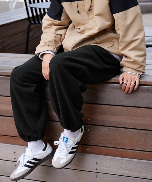 BARK MANHATTAN（バークマンハッタン）の「オーバーサイズイージーリブフリースパンツ（スウェットパンツ・メンズ・チャコール/ブラック/アイボリー/ネイビー/モカ/カーキ/グレー・XL/L/S/M）」の15枚目の写真