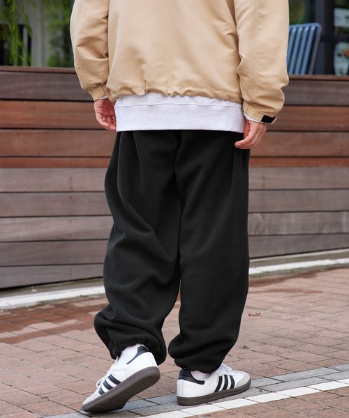 BARK MANHATTAN（バークマンハッタン）の「オーバーサイズイージーリブフリースパンツ（スウェットパンツ・メンズ・チャコール/ブラック/アイボリー/ネイビー/モカ/カーキ/グレー・XL/L/S/M）」の16枚目の写真