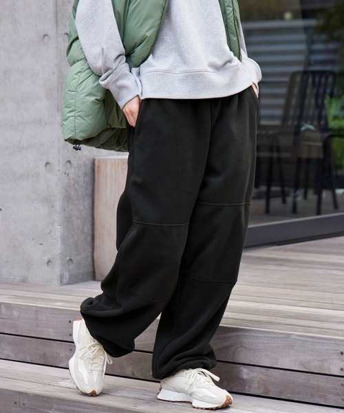 BARK MANHATTAN（バークマンハッタン）の「オーバーサイズイージーリブフリースパンツ（スウェットパンツ・メンズ・チャコール/ブラック/アイボリー/ネイビー/モカ/カーキ/グレー・XL/L/S/M）」の19枚目の写真