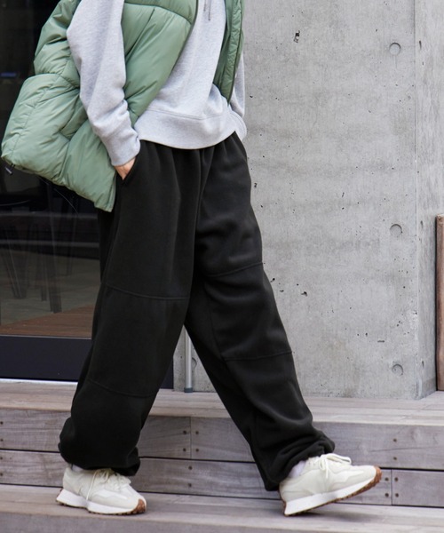 BARK MANHATTAN（バークマンハッタン）の「オーバーサイズイージーリブフリースパンツ（スウェットパンツ・メンズ・チャコール/ブラック/アイボリー/ネイビー/モカ/カーキ/グレー・XL/L/S/M）」の22枚目の写真