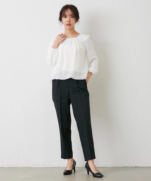 Petitjo（プッチージョ）の「小さいサイズ　こっそりあったかシフォン長袖ブラウス（裏起毛カットソー裏地付き）　低身長さん・小柄女性（シャツ/ブラウス・レディース・パープル/ベージュ/オフホワイト/ネイビー/グレー・PM/PS(XS－S)/PL/PS）」の6枚目の写真