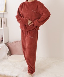 Lace Ladies(レースレディース)のアルファベット刺繍付きふわもこルームウエア(ルームウェア/パジャマ)