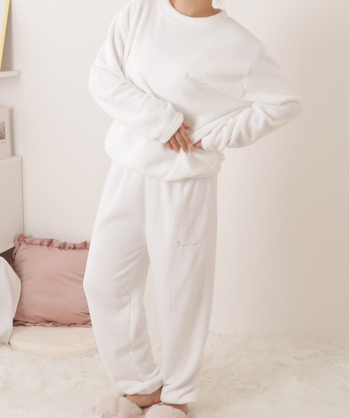 Lace Ladies（レースレディース）の「アルファベット刺繍付きふわもこルームウエア（ルームウェア/パジャマ・レディース・グレー/ブルー/ホワイト/ピンク/ブラウン/レッド・FREE）」の21枚目の写真