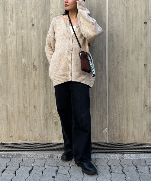 ELLEgirl(エルガール)の「7ポケットマルチスマホショルダーバッグ【ELLEgirl/エル ガール】(ショルダーバッグ・レディース・ベージュ/ブラック/ダークブラウン・FREE)」の20枚目の写真