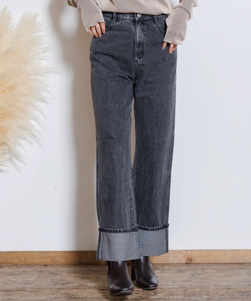mili an deni(ミリアンデニ)の「ロールアップデニムパンツ(デニムパンツ・レディース・ブラック/インディゴブルー/ブルー/サックスブルー・M)」の2枚目の写真