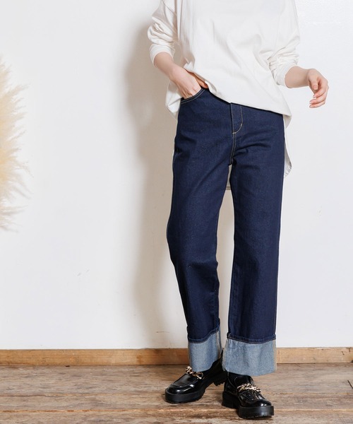 mili an deni(ミリアンデニ)の「ロールアップデニムパンツ(デニムパンツ・レディース・ブラック/インディゴブルー/ブルー/サックスブルー・M)」の21枚目の写真
