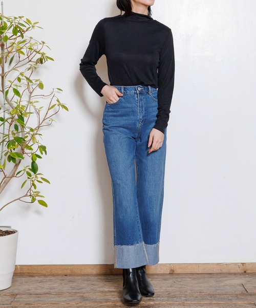 mili an deni(ミリアンデニ)の「ロールアップデニムパンツ(デニムパンツ・レディース・ブラック/インディゴブルー/ブルー/サックスブルー・M)」の8枚目の写真