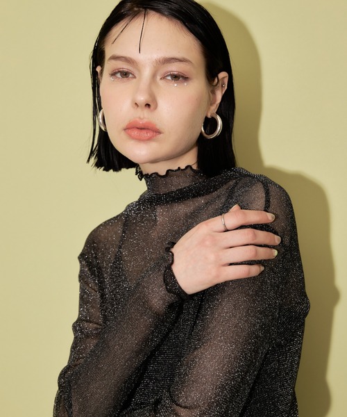 casane(カサネ)の「シアーメローラメトップス(その他トップス・レディース・グレー/ホワイト/ブラック/ブラウン・FREE)」の1枚目の写真