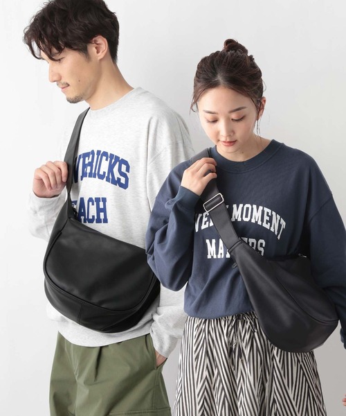 GLOBAL WORK（グローバルワーク）の「撥水ソフトショルダー/105201（ショルダーバッグ・メンズ・グレー/ブラック/ベージュ・FREE）」の2枚目の写真