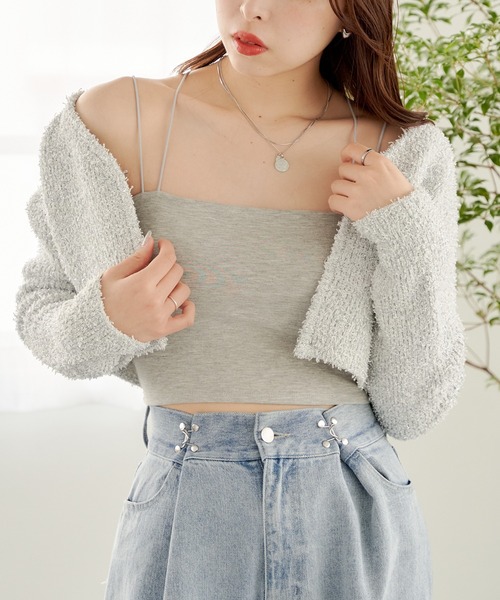 Chico（チコ）の「【2サイズ展開/2024SS】パット付バッククロスベアキャミ（キャミソール・レディース・ゴールド/ホワイト/シルバー/グレー/ブラック・1/0）」の3枚目の写真