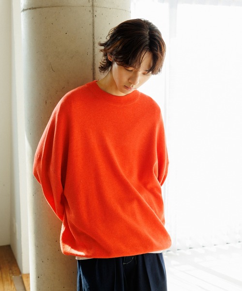 ADAM ET ROPE'（アダムエロペ）の「【WEB限定】ルーズシルエット ミラノリブ モックネック ニットプルオーバー / ユニセックス（ニット/セーター・メンズ・ブラック/オレンジ系その他/ブルー系その他5・M/L）」の4枚目の写真