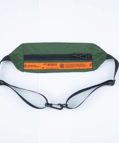 TIMELESS COMFORT(タイムレスコンフォート)の「WEEKEND(ER)(ウィークエンダー) LIGHTWEIGHT PACKABLE SHOULDERBAG(ショルダーバッグ・レディース・オレンジ/オリーブ/グレー/ブラック・ONE SIZE)」の19枚目の写真