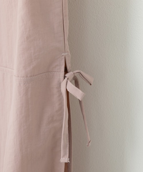 BISKEE（ビスキー）の「サイドリボン カーゴパンツ(140㎝～160㎝)（カーゴパンツ・キッズ・ブラック/ピンク/オフホワイト/グレー/サックスブルー・150cm/140cm/160cm/130cm）」の8枚目の写真