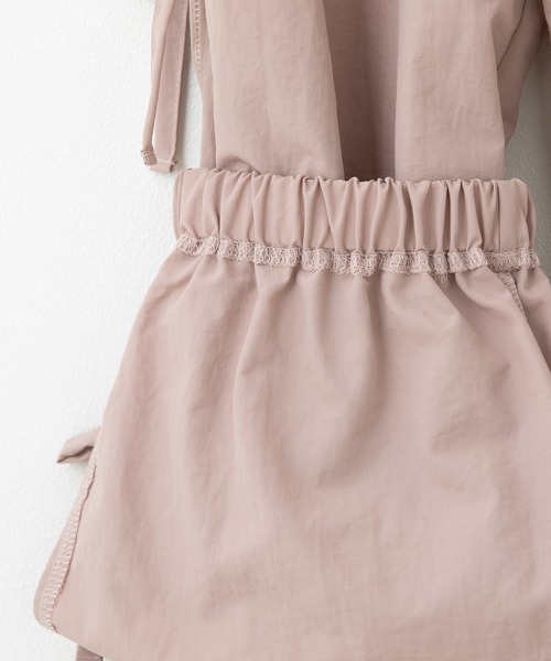 BISKEE（ビスキー）の「サイドリボン カーゴパンツ(140㎝～160㎝)（カーゴパンツ・キッズ・ブラック/ピンク/オフホワイト/グレー/サックスブルー・150cm/140cm/160cm/130cm）」の9枚目の写真