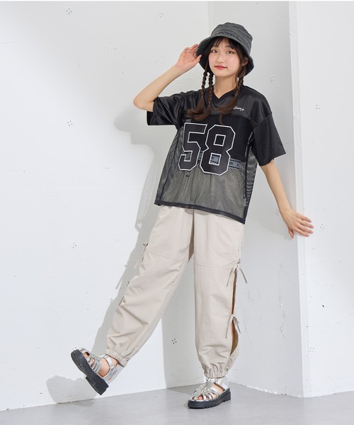 BISKEE（ビスキー）の「サイドリボン カーゴパンツ(140㎝～160㎝)（カーゴパンツ・キッズ・ブラック/ピンク/オフホワイト/グレー/サックスブルー・150cm/140cm/160cm/130cm）」の15枚目の写真