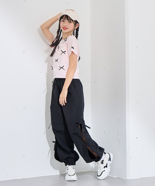 サイドリボンカーゴパンツ ホワイト セール】サイドリボン カーゴパンツ(140㎝～160㎝)（カーゴ