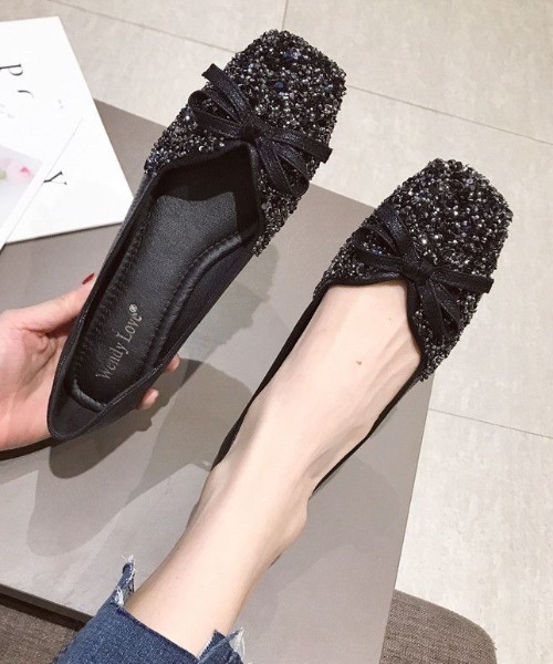 LADY LIKE(レディライク)の「ビジュー付きリボンフラットシューズ(パンプス・レディース・ブラック/シルバー・23.5cm/24.0cm/24.5cm)」の11枚目の写真