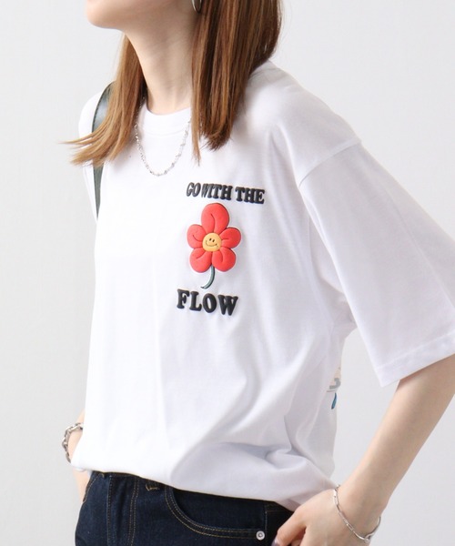 Jungle Storm（ジャングルストーム）の「JUNGLESTORM ビリヤード/フラワー柄シャツ（Tシャツ/カットソー・メンズ・ブラック/ピンク系その他/ブルー系その他2/ブラック系その他2/ブルー/ホワイト系その他2/ホワイト/ホワイト系その他/オレンジ/ブラック系その他・L/M）」の4枚目の写真