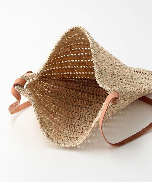 MADE IN MADA(メイドインマダ)の「【別注】<MADE IN MADA> OSCAR ショルダーバッグ(ショルダーバッグ・レディース・ダークブラウン/ベージュ/モカ・FREE)」の20枚目の写真