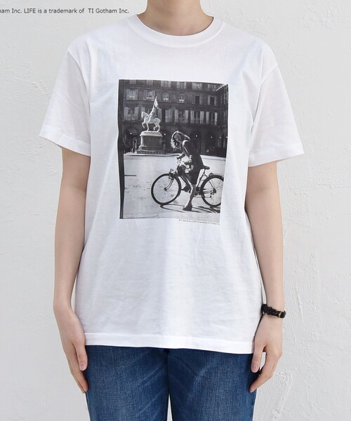quaranciel(カランシエル)の「quaranciel:〈洗濯機可能〉LIFE フォト コットン Tシャツ(Tシャツ/カットソー・レディース・ホワイト・ONE SIZE/FREE)」の9枚目の写真