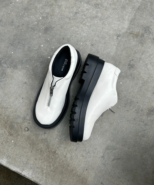 WHO'S WHO gallery（フーズフーギャラリー）の「ファスナープラットフォームシューズ（スニーカー・レディース・ブラック/オフホワイト/シルバー・MEDIUM/LARGE）」の8枚目の写真