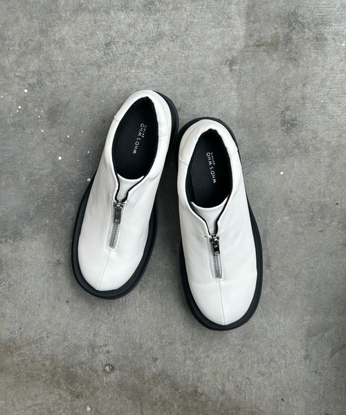 WHO'S WHO gallery（フーズフーギャラリー）の「ファスナープラットフォームシューズ（スニーカー・レディース・ブラック/オフホワイト/シルバー・MEDIUM/LARGE）」の7枚目の写真