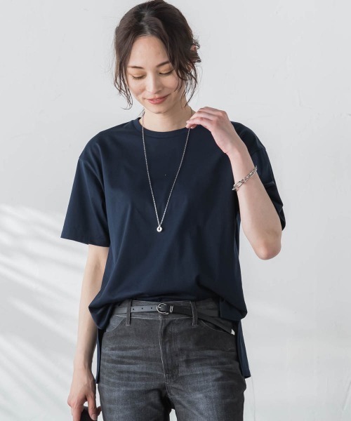 LAUTREAMONT(ロートレアモン)の「【WEB限定】【3サイズ】コットンカットソー≪洗える/接触冷感≫(Tシャツ/カットソー・レディース・チャコールグレー/ホワイト/グリーン/ブラック/ネイビー/パープル/ベージュ/ブルー/レッド・11号/9号/7号)」の6枚目の写真