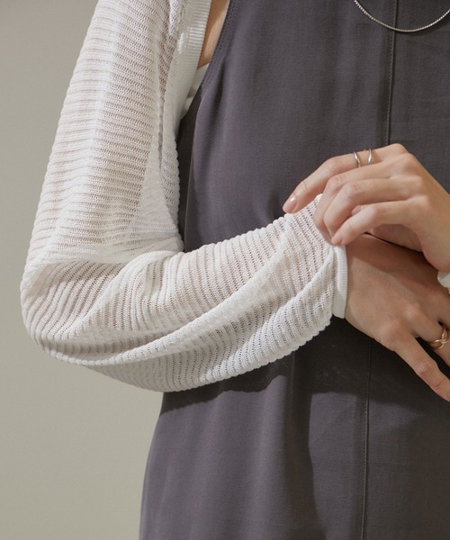 SALON adam et rope'（サロン アダム エ ロペ）の「シアーメッシュボレロ【洗える】（カーディガン/ボレロ・レディース・チャコールグレー/オフホワイト・FREE）」の11枚目の写真