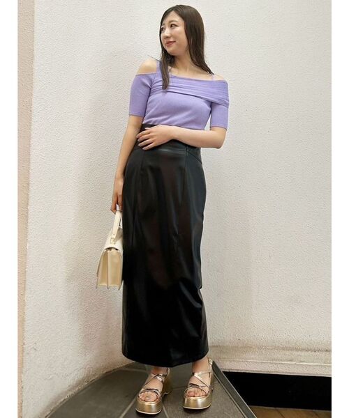 MERCURYDUO（マーキュリーデュオ）の「アシンメトリーワンショルニット（ニット/セーター・レディース・グリーン/パープル/ブラウン/オフホワイト/ブラック・FREE）」の22枚目の写真