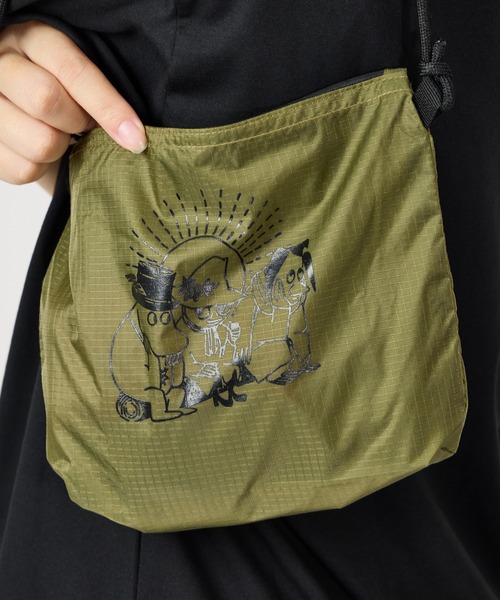 MOOMIN（ムーミン）の「MOOMIN / ムーミン ナイロン サコッシュ nylon BAG WNI（ショルダーバッグ・レディース・オリーブドラブ/ベージュ/ブラック・FREE）」の13枚目の写真