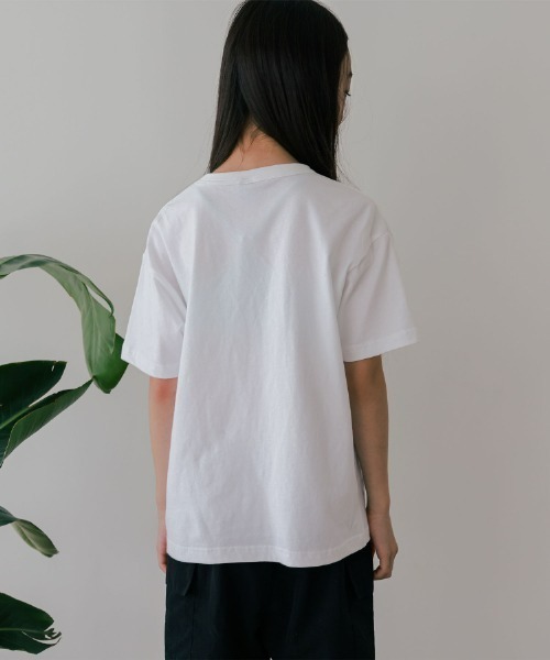 ZERO standerd(ゼロスタンダード)の「ZERO standard/ゼロスタンダード プリントTシャツ(Tシャツ/カットソー・キッズ・ブラック/グレー系その他/オフホワイト/グレー/チャコールグレー/グレー系その他6/ホワイト系その他2/ブラック系その他/ベージュ/ネイビー/ホワイト系その他/ベージュ系その他・100cm/110cm/120cm/130cm/140cm/150cm/160cm)」の13枚目の写真